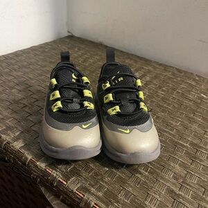 Baby Nike sneakers 5C